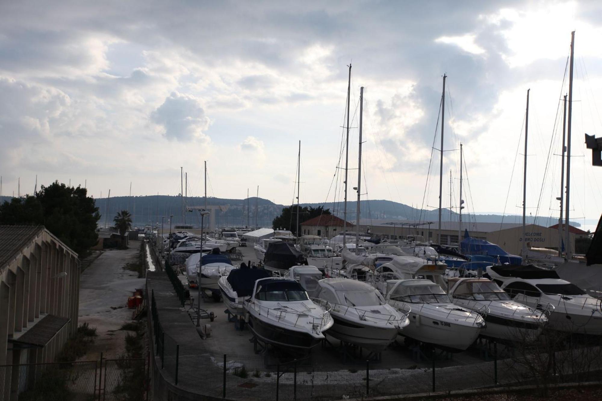 Apartmani Ivana Trogir Exterior photo